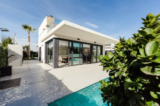 Nhà 2 tầng tại Compound Pejaten Barat Kemang